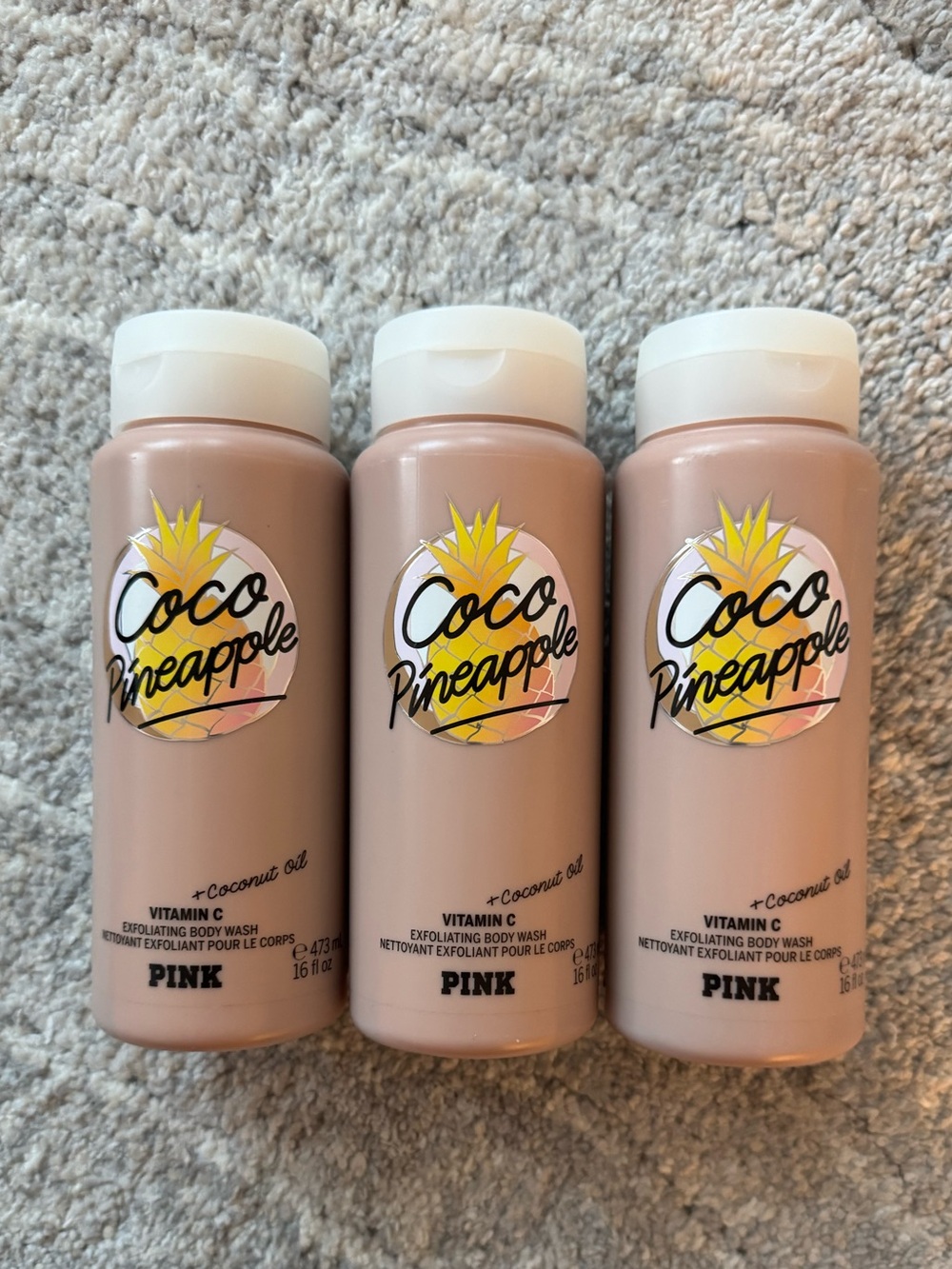 VS PINK coco pineapple exfoliating body wash